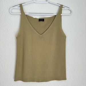 J. Crew olive asparagus green v-neck ribbed cropped tank top size S / M